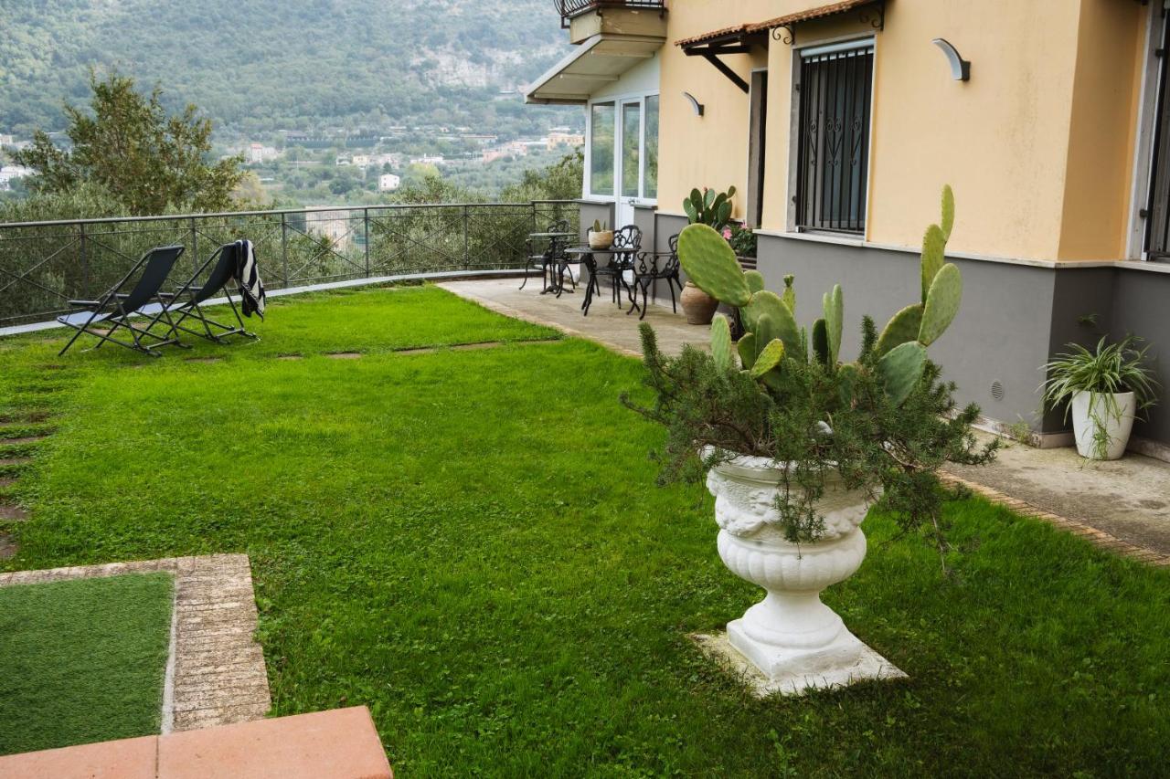 Villa Fanella, Independent House Between Sorrento & Amalfi Piano di Sorrento Exteriör bild